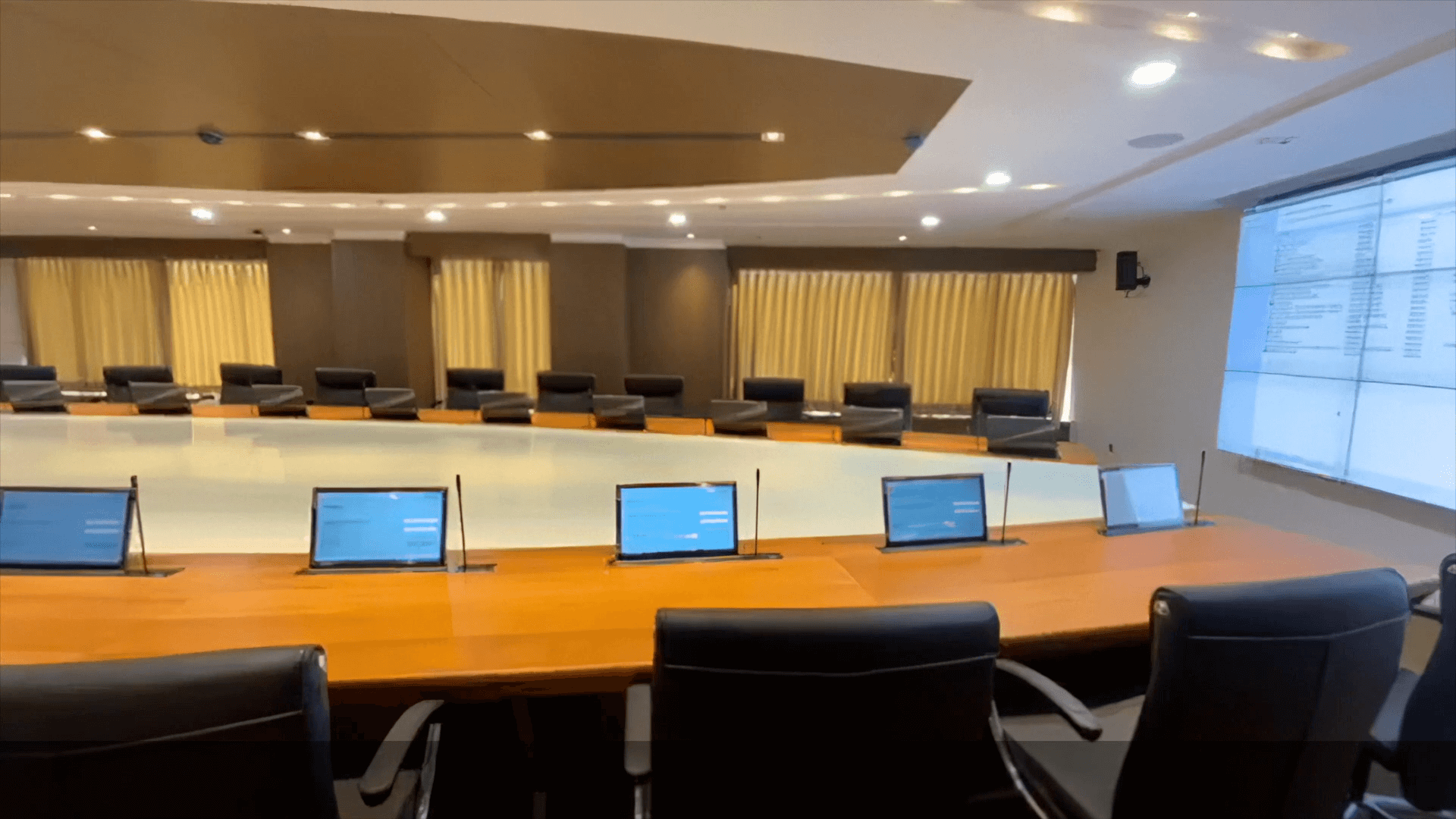 无纸化会议系统应用柬埔寨会议室
